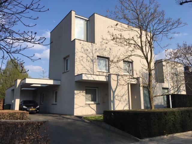 Bed & Wellness Boxtel, Luxe Kamer Met Airco En Eigen Badkamer, Ligbad 외부 사진